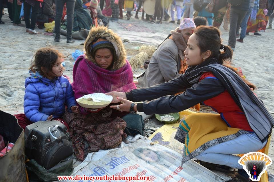 Volunteering-at-Devghat-2075-6