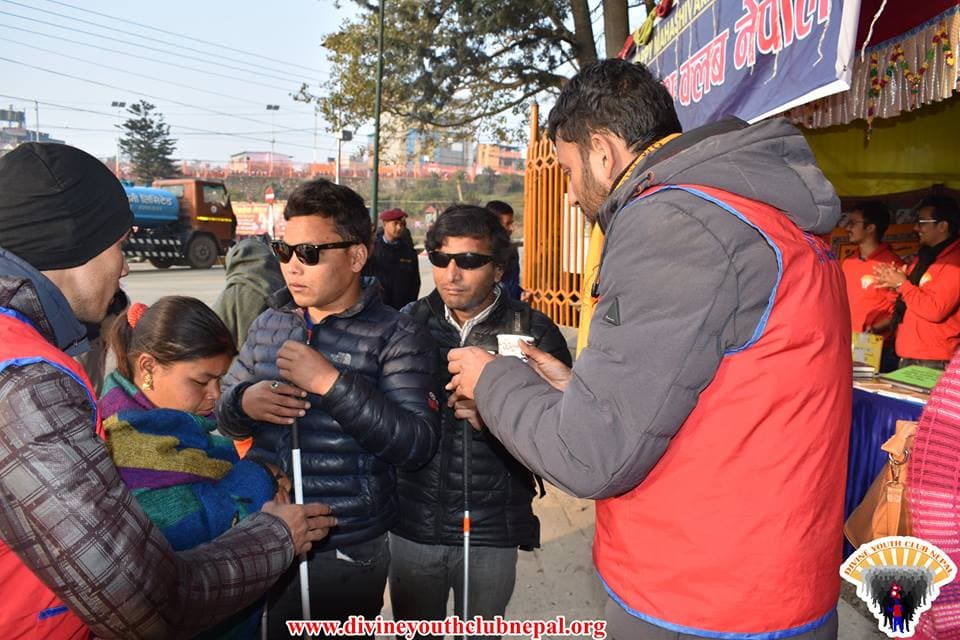 Herbal-Tea-Food-distribution-to-Visitors-at-Pashupatinath-on-Mahashivaratri-2075-3