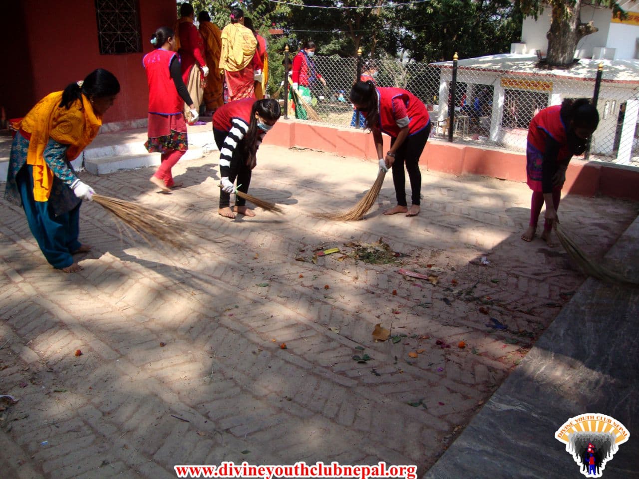 Shree-Pandaveshwar-Mahadev-Temple-Cleaning-Program-Ghorahi-2073